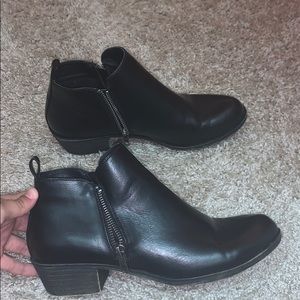 Jessica Cline boots size 8